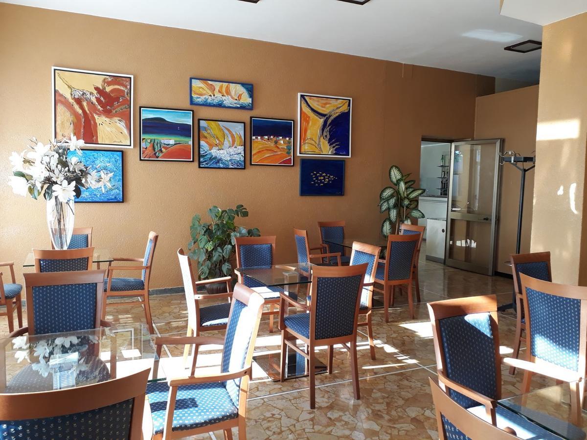 Hotel Palace فاراتسي المظهر الخارجي الصورة